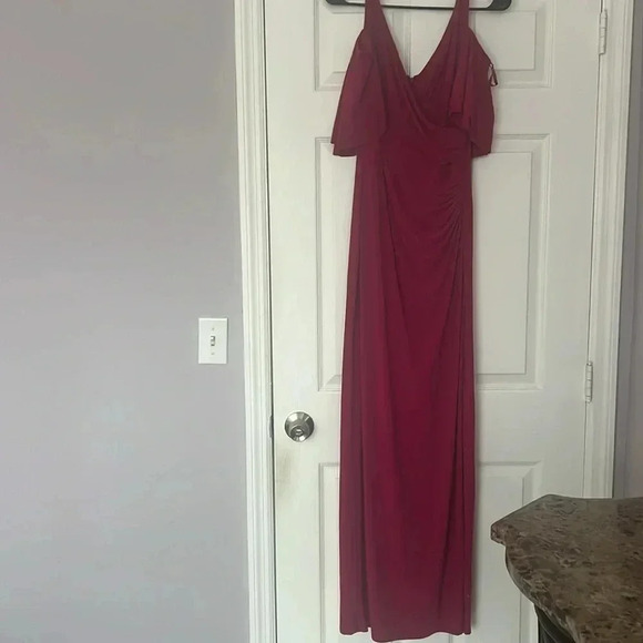 Lauren Ralph Lauren Cold-Shoulder Jersey Gown Size 8 - Picture 3 of 6